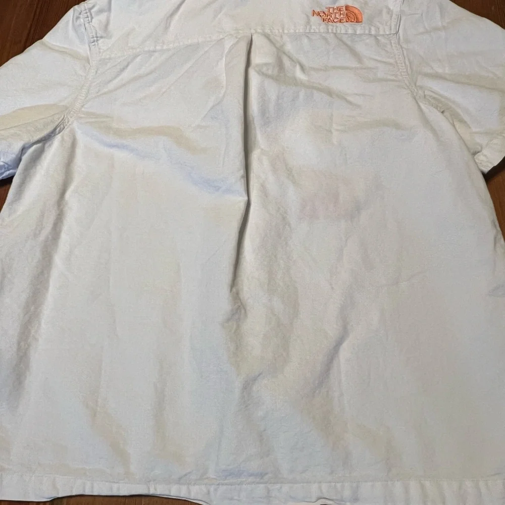 The North Face Mens Circular Design Short Sleeve Button Down Shirt White‎ Large